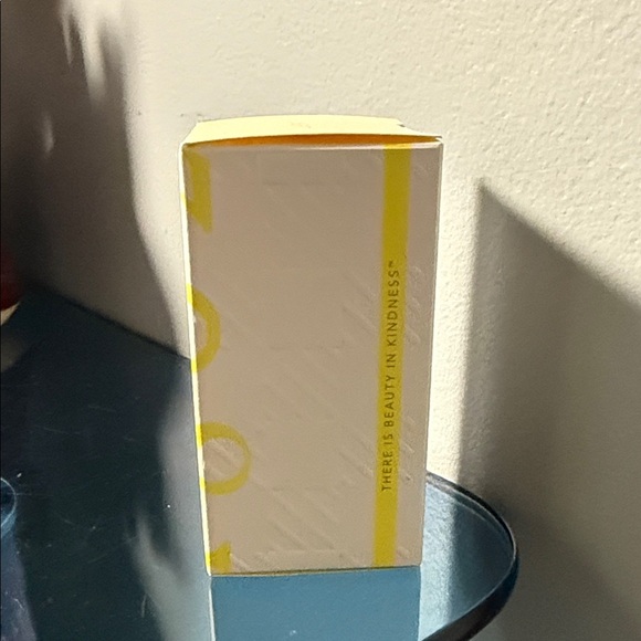 Beekman 1802 Milk Tint SPF 43 Broad Spectrum Serum - Picture 2 of 6